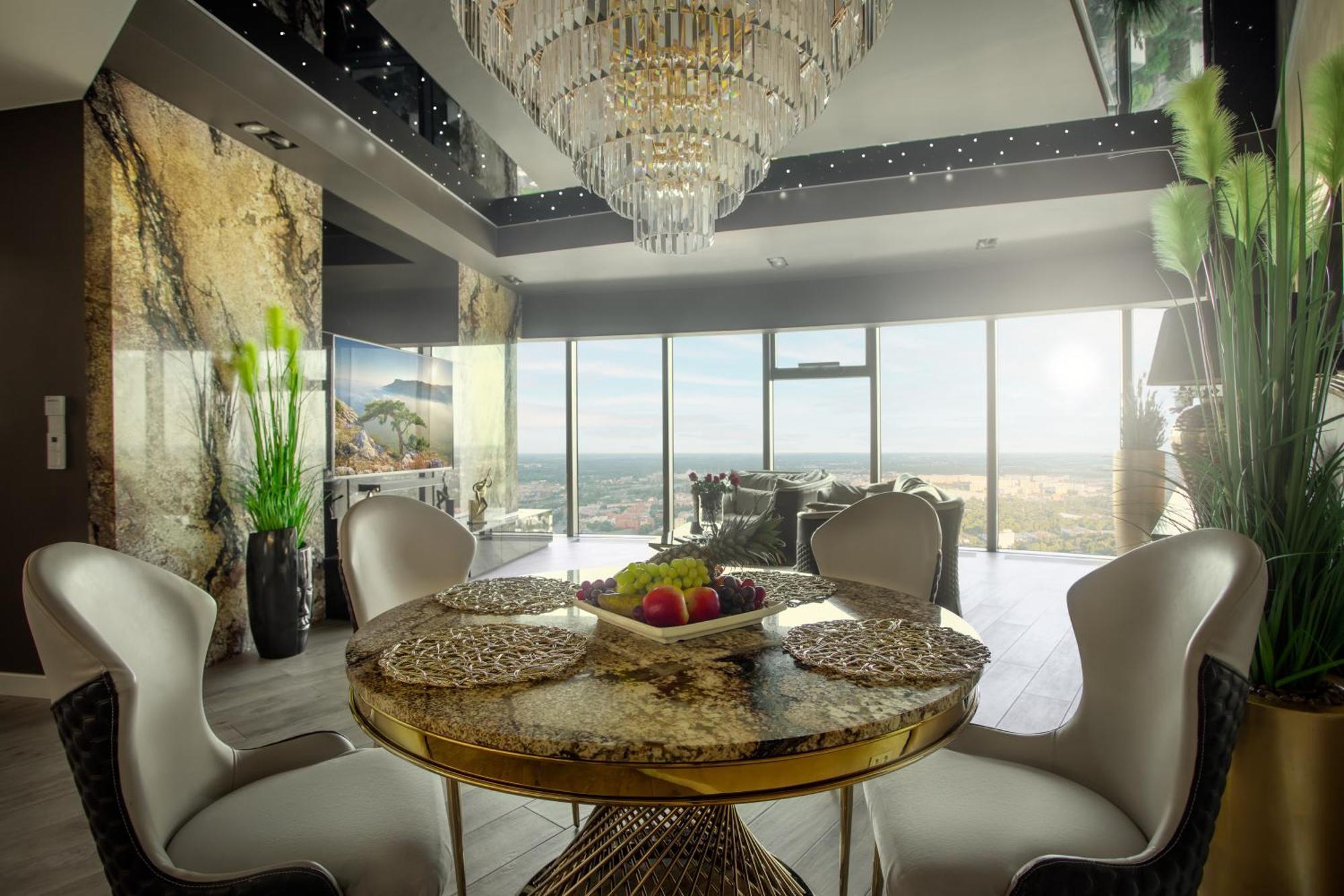 30Th+ Floor Apartments In Sky Tower 弗罗茨瓦夫 外观 照片