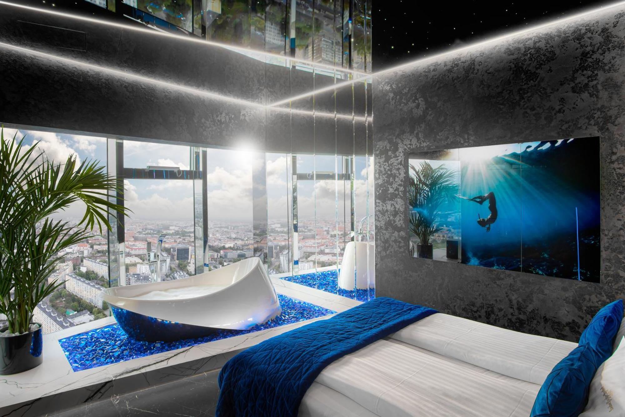 30Th+ Floor Apartments In Sky Tower 弗罗茨瓦夫 外观 照片
