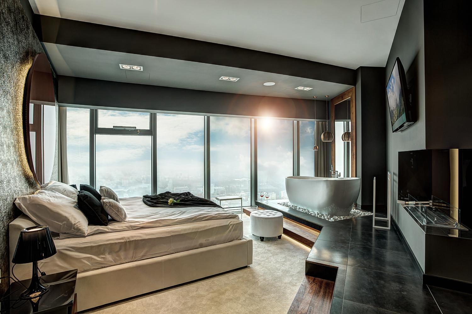 30Th+ Floor Apartments In Sky Tower 弗罗茨瓦夫 外观 照片